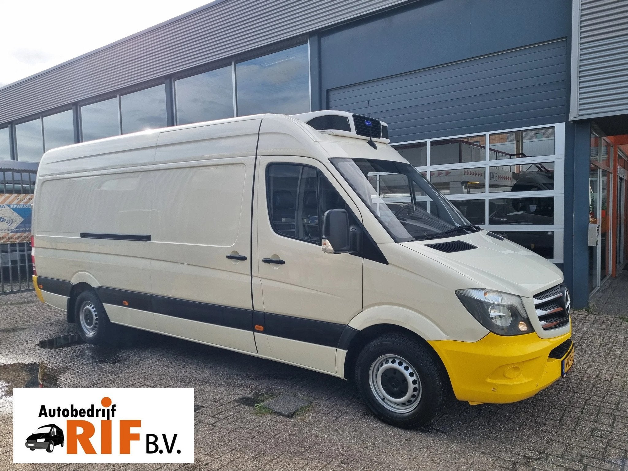 Mercedes-Benz Sprinter Sprinter 316 CDI Bi-temp Carrier Puls, Achterwielaandrijving, Gebruikt, Euro 6, 4 cilinders