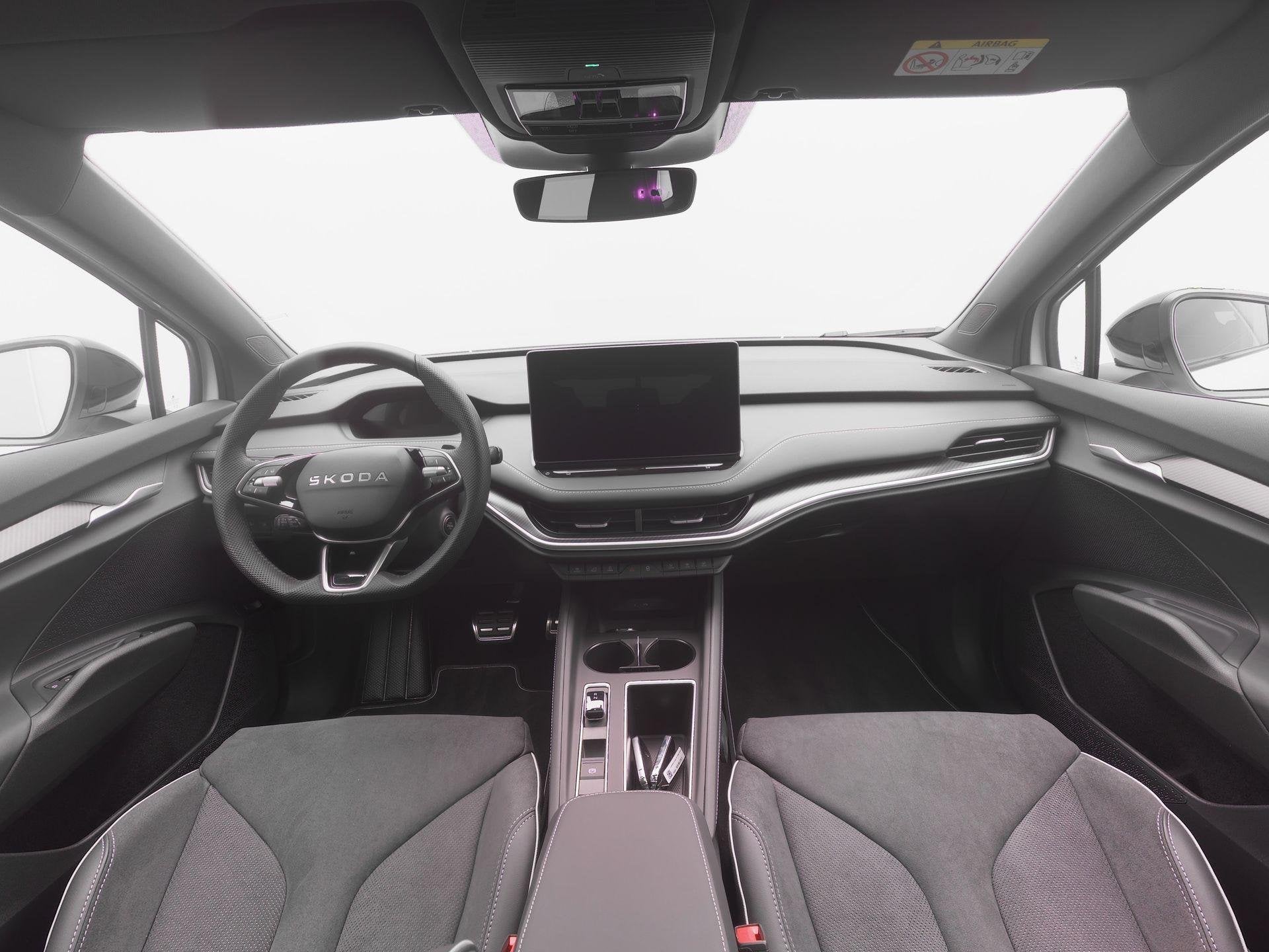 Skoda Enyaq 85 Sportline Tour Edition | Trekhaak | Panoramad, Auto's, Automaat, Achterwielaandrijving, 82 kWh, 2000 kg