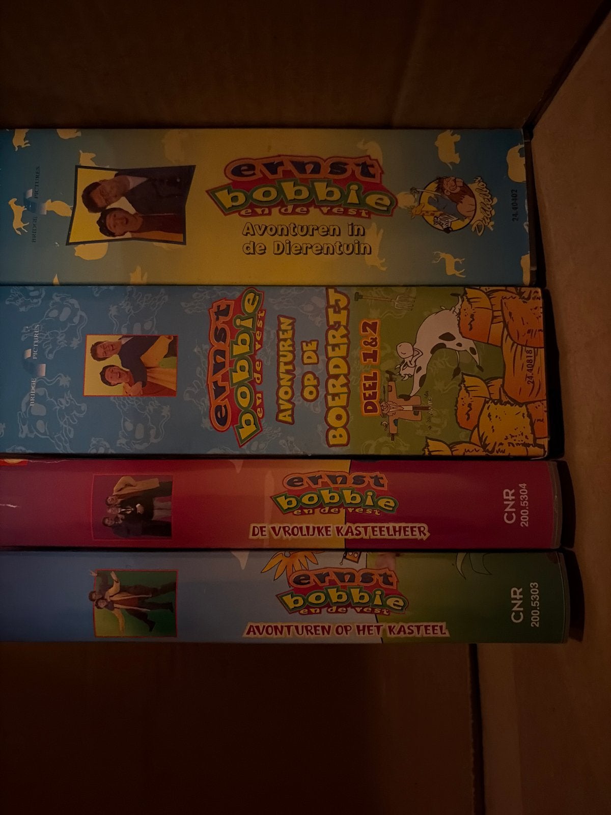 Ernst en Bobbie videobanden - Diverse avonturen (VHS), Cd's en Dvd's, Gebruikt, Alle leeftijden, Kinderprogramma of -film, VHS