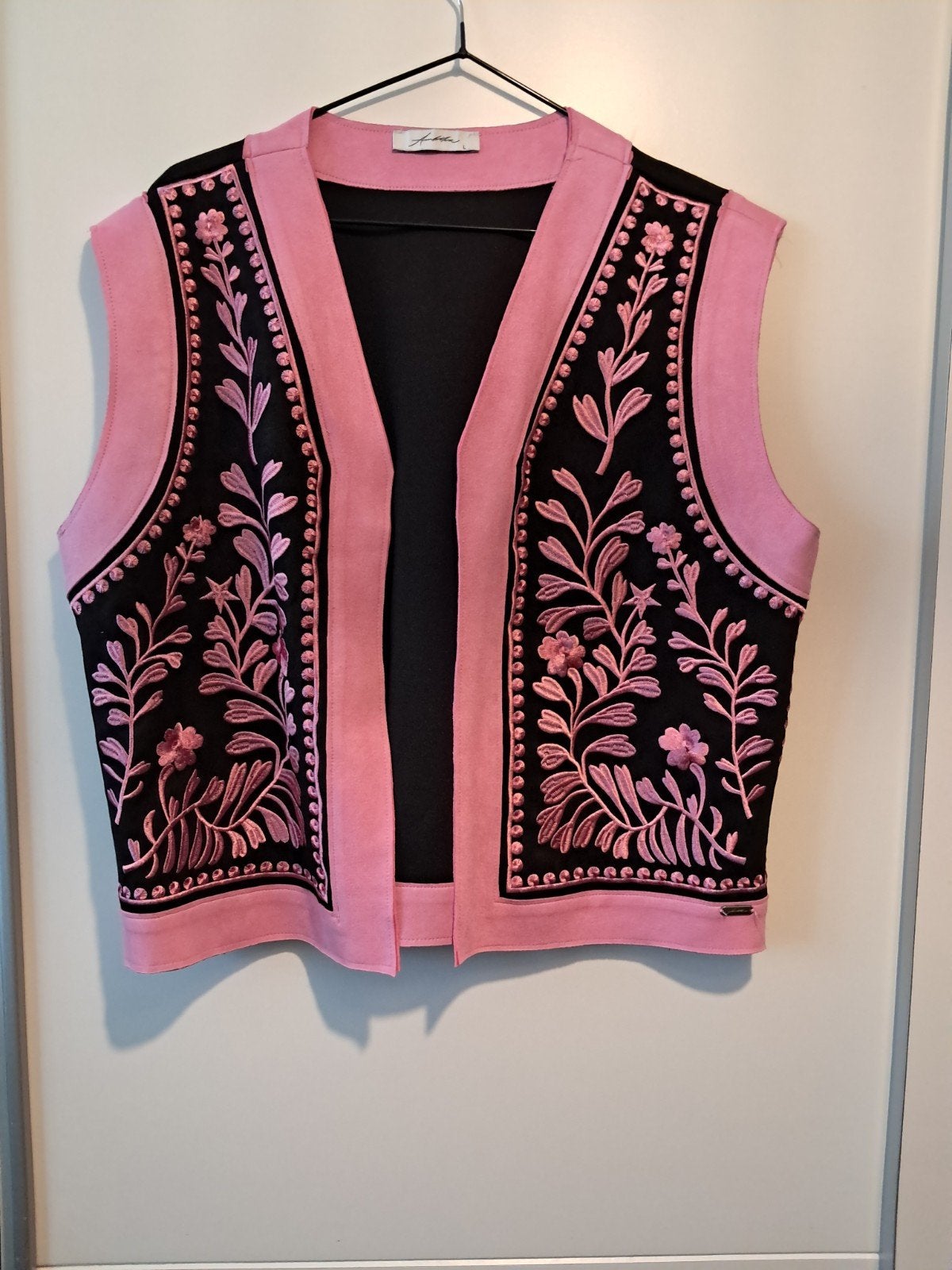 Ambika vest, nieuw, maat XL, Kleding | Dames, Truien en Vesten, Zwart, Maat 46/48 (XL) of groter, Nieuw, Ophalen of Verzenden