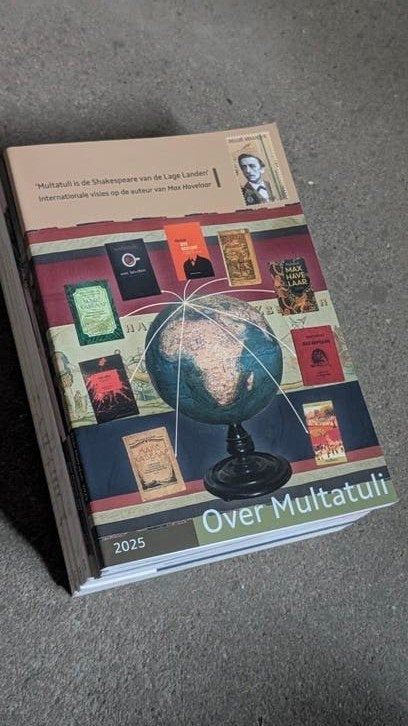 Over Multatuli 2016-2025, Boeken, Ophalen, Zo goed als nieuw