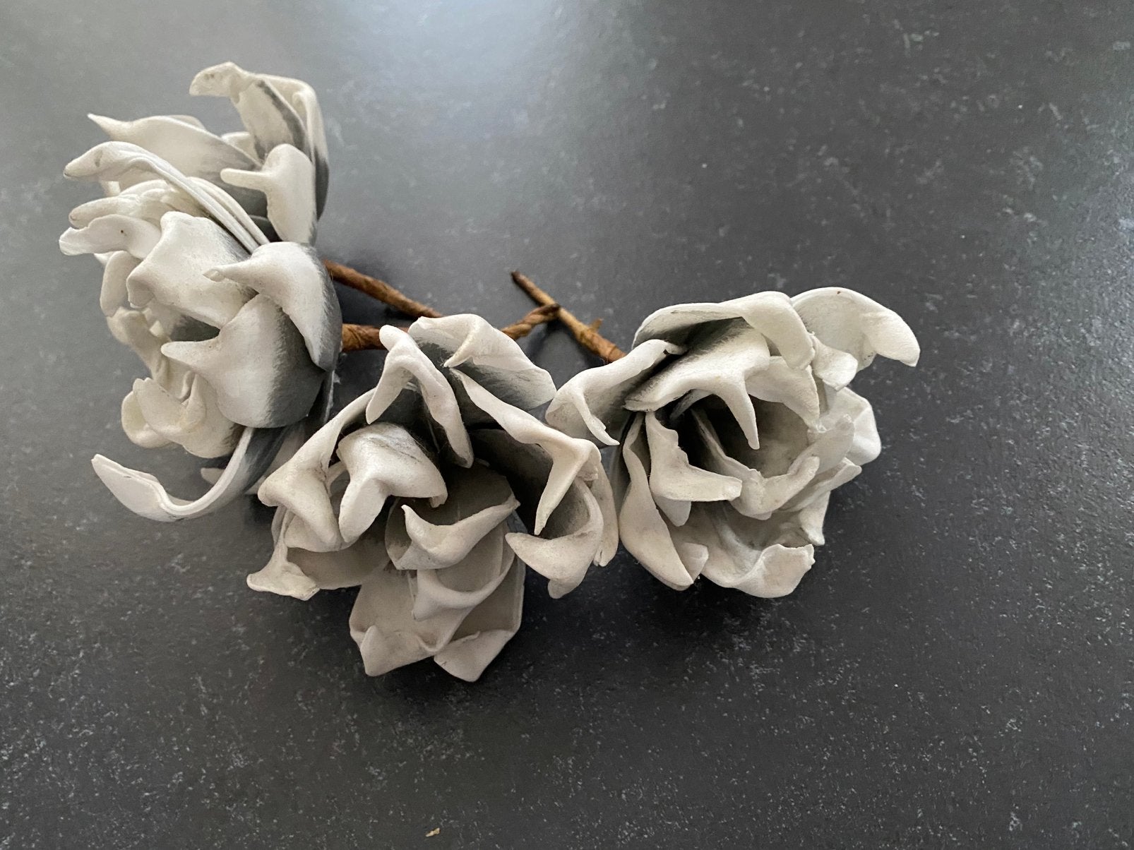 GRATIS 4 Kleine foambloemen foam bloemen, Ophalen, Binnen, Gebruikt, Grijs