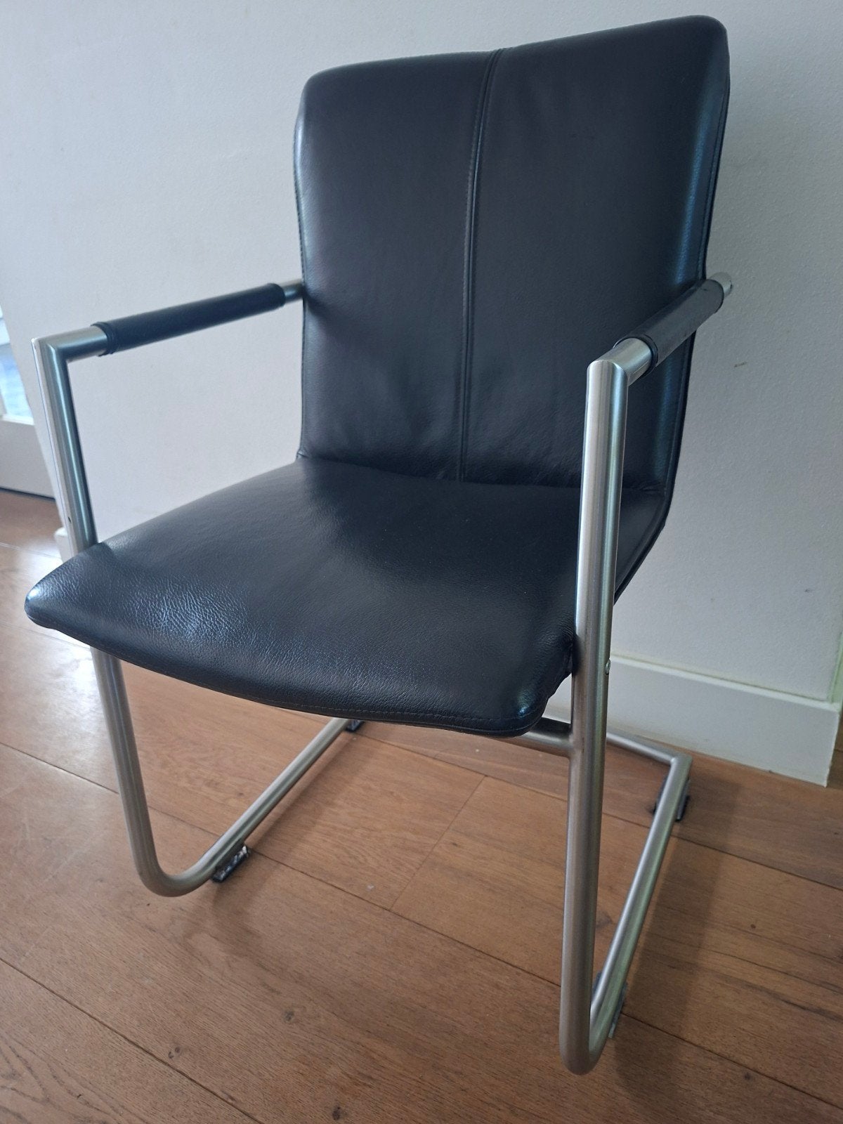 6 Henders en Hazel stoelen in zeer goede staat, Ophalen, Zwart, Zo goed als nieuw, Vijf, Zes of meer stoelen