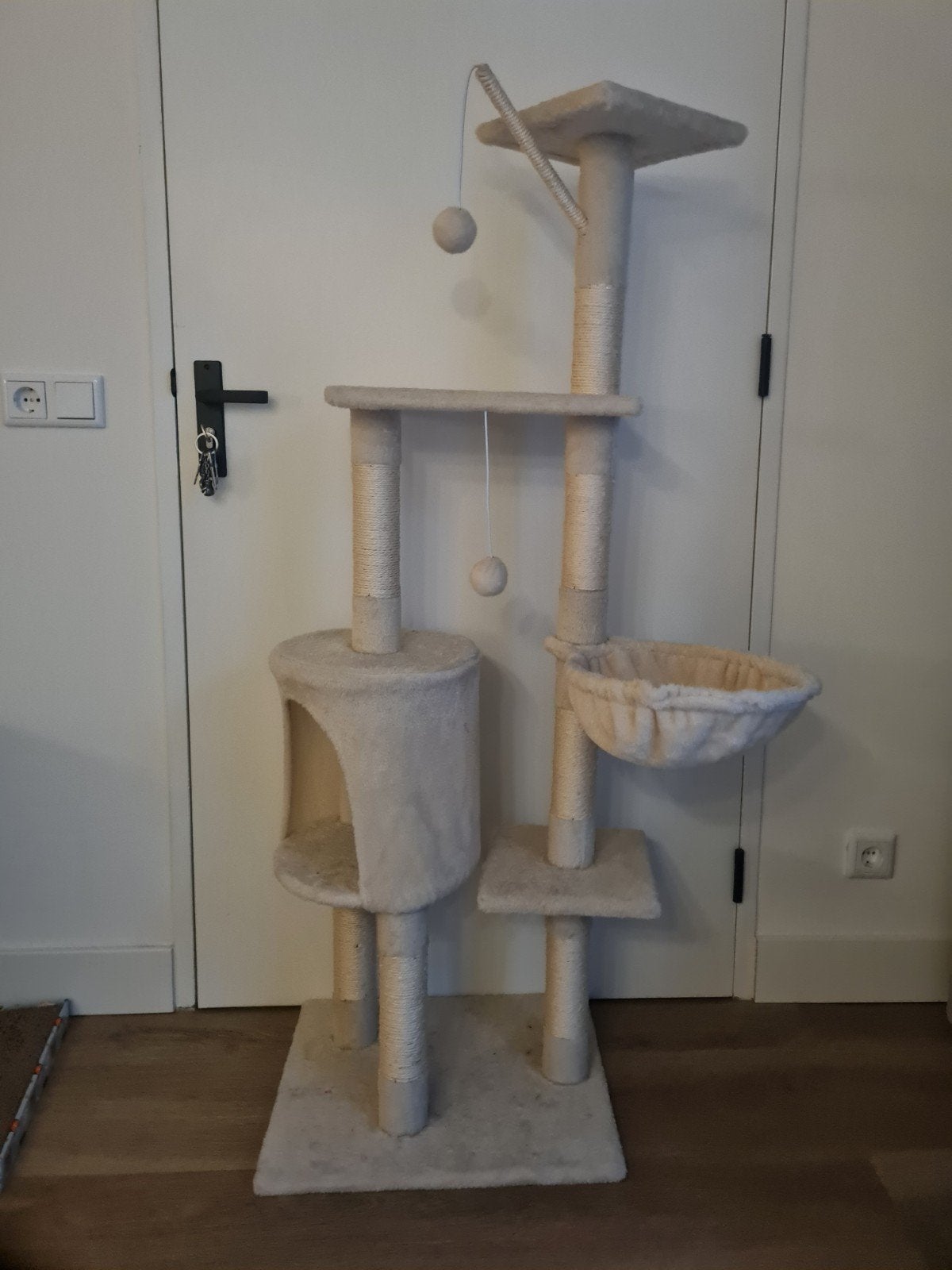 Krabpaal beige, Dieren en Toebehoren, Ophalen