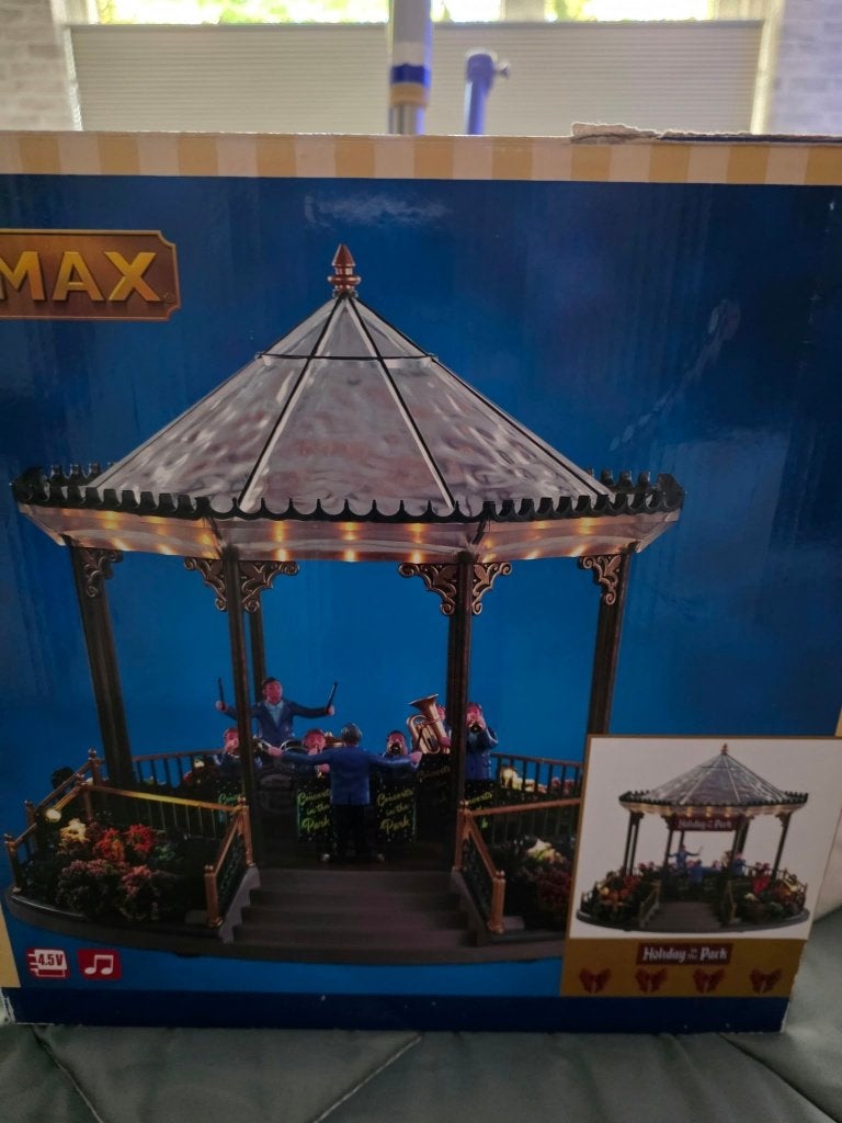 Lemax Holiday Garden Green Bandstand (Retired #94551), Ophalen, Gebruikt