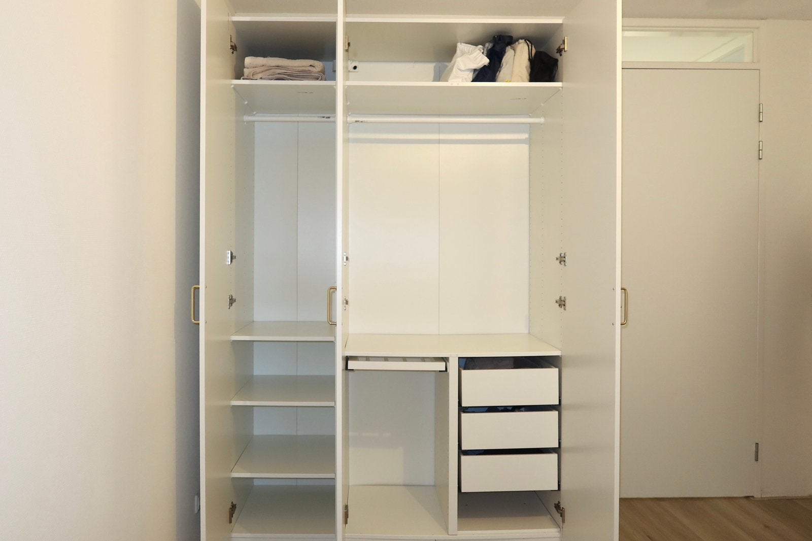 IKEA PAX Kledingkast 150 cm | Complete Indeling, Ophalen, Zo goed als nieuw, 50 tot 75 cm, 200 cm of meer