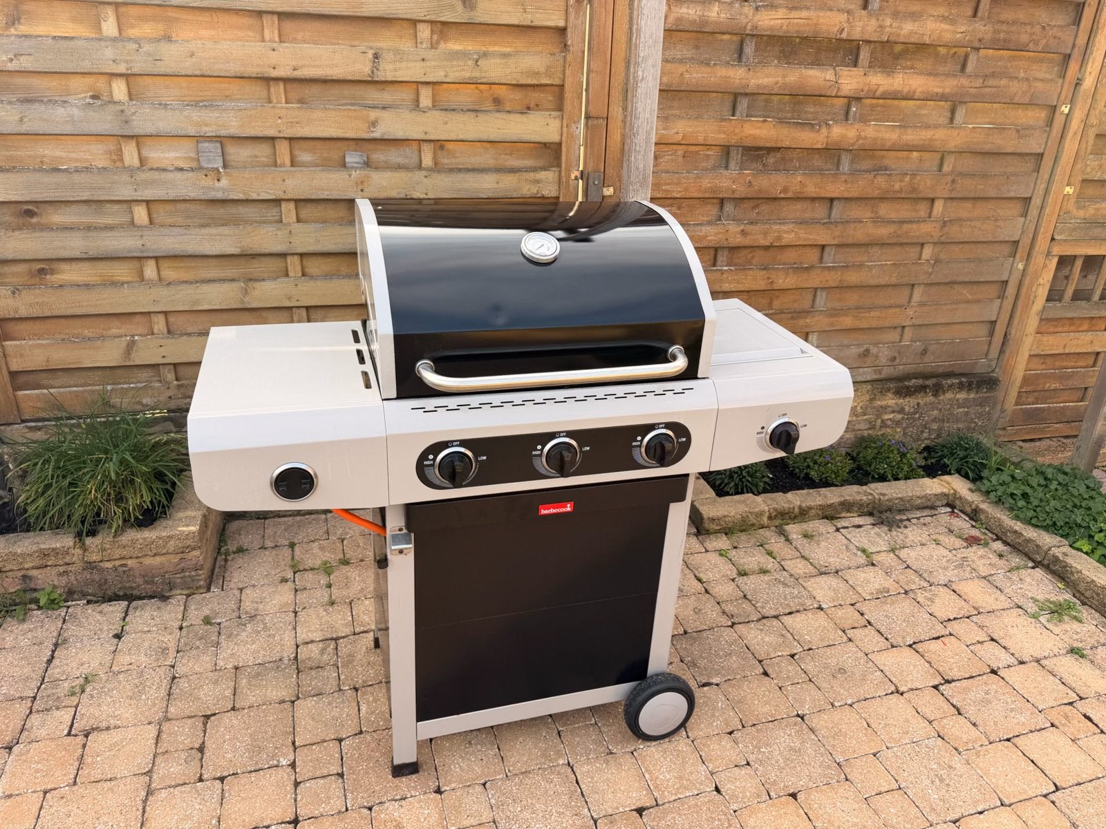 Barbecook Siesta 310 gasbarbecue + accessoires, Ophalen, Zo goed als nieuw