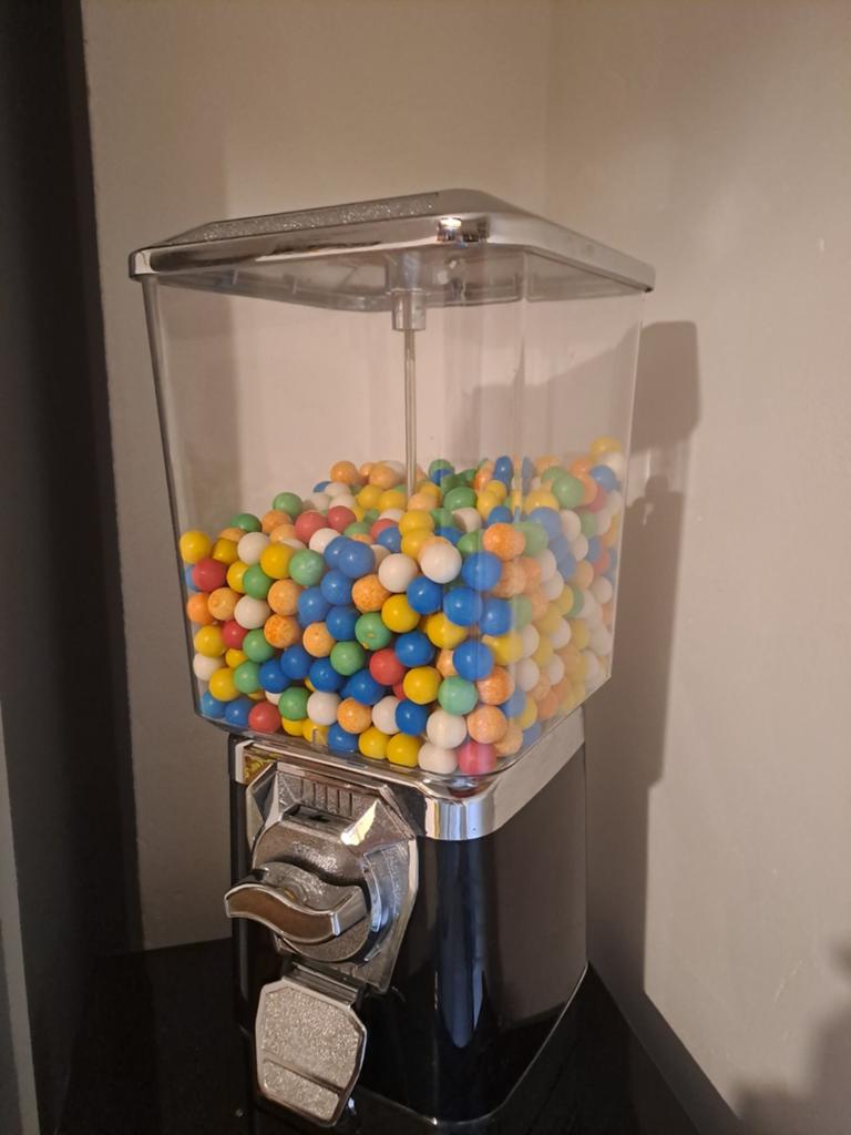 Kougom ballen automaat, Verzamelen, Ophalen of Verzenden, Zo goed als nieuw