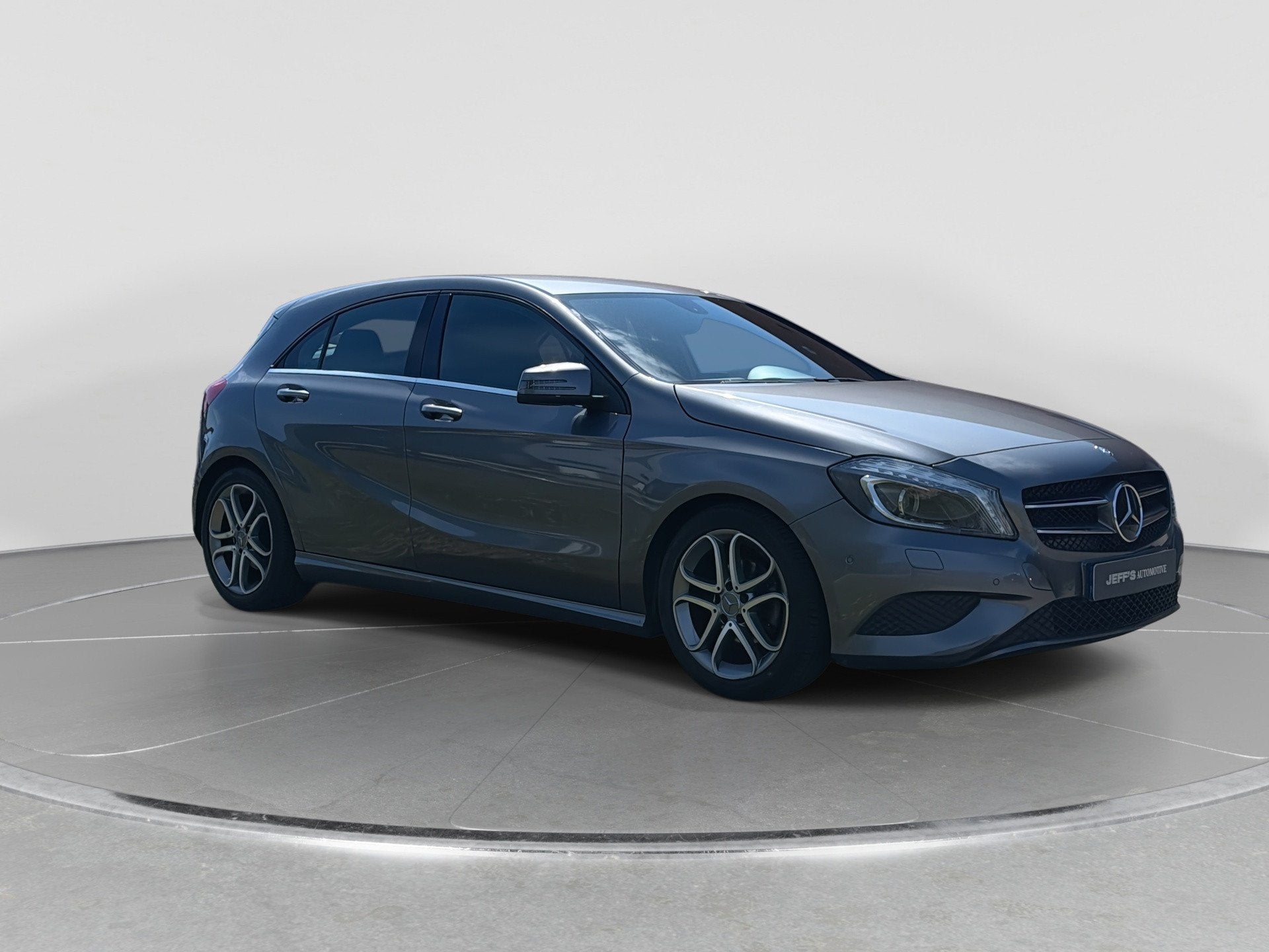 Mercedes-Benz A-klasse 180 4U3, Auto's, Voorwielaandrijving, Gebruikt, 4 cilinders, 122 pk