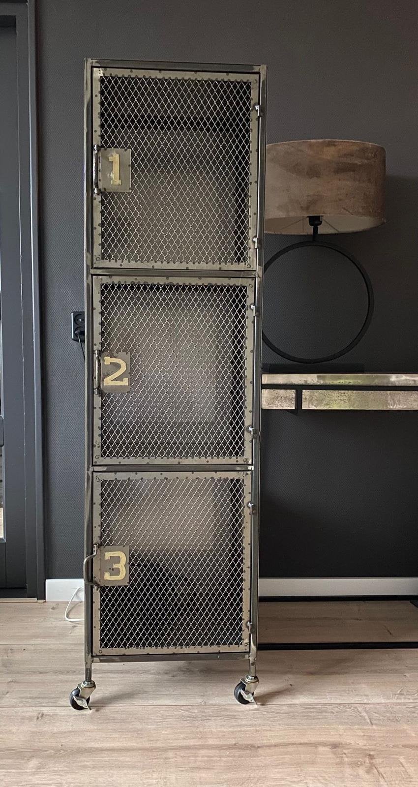 Stalen locker uit de PTMD collectie, Ophalen, Gebruikt