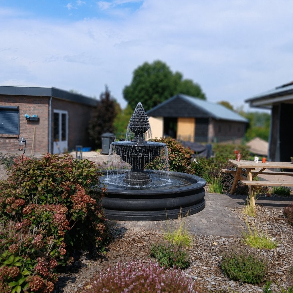 Fontein dennenappel met rand, Tuin en Terras, Waterpartijen en Fonteinen, Ophalen, Nieuw, Beton, Fontein
