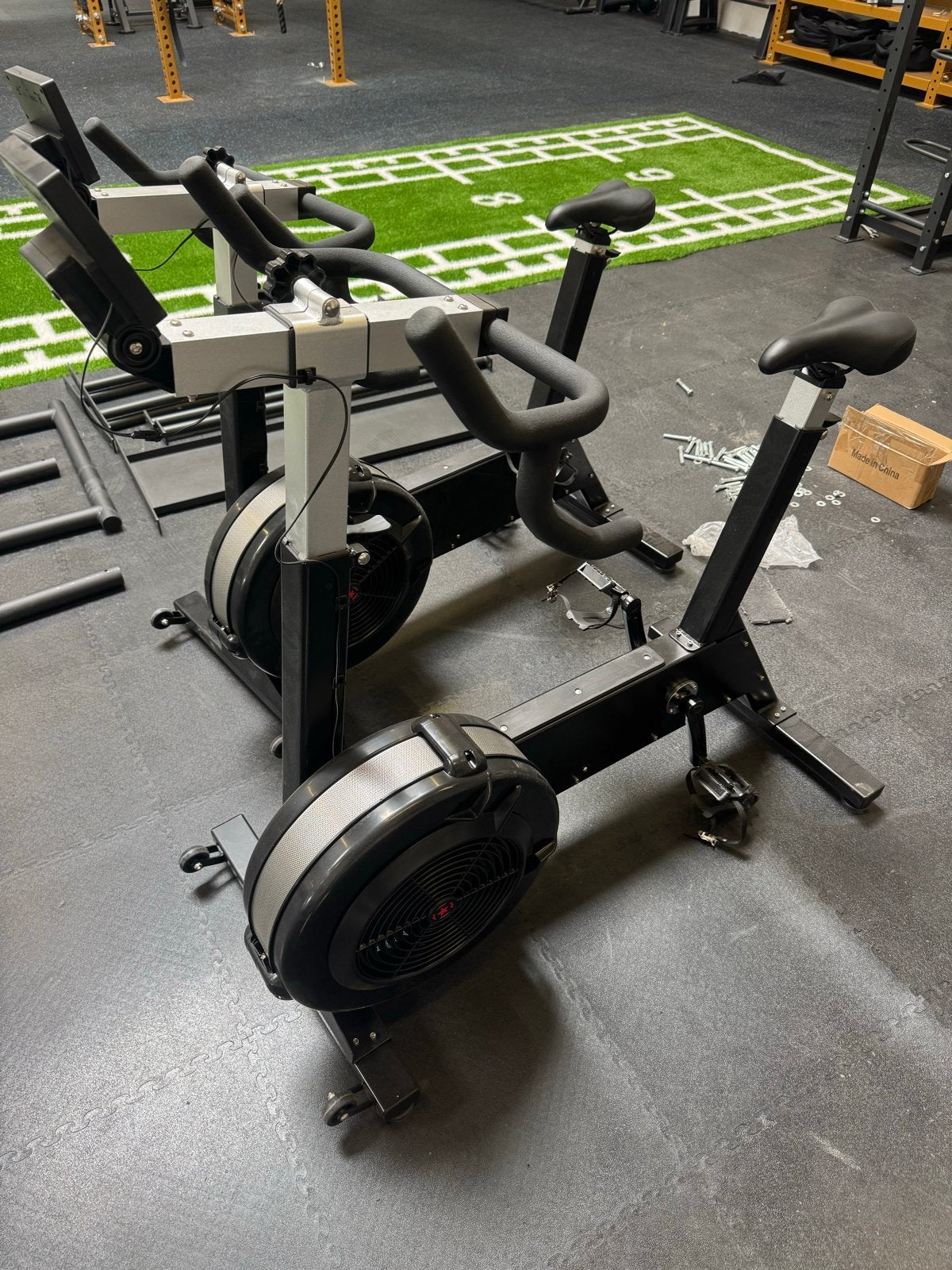 Professionele Airbike - Ideaal voor intensieve trainingen, Sport en Fitness, Fitnessapparatuur, Ophalen, Gebruikt, Armen, Airbike