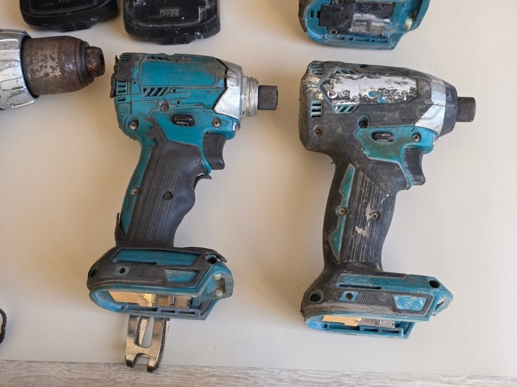Foto 16 van :Partij Elektrisch Gereedschap(Makita & Hitachi)Opknappers