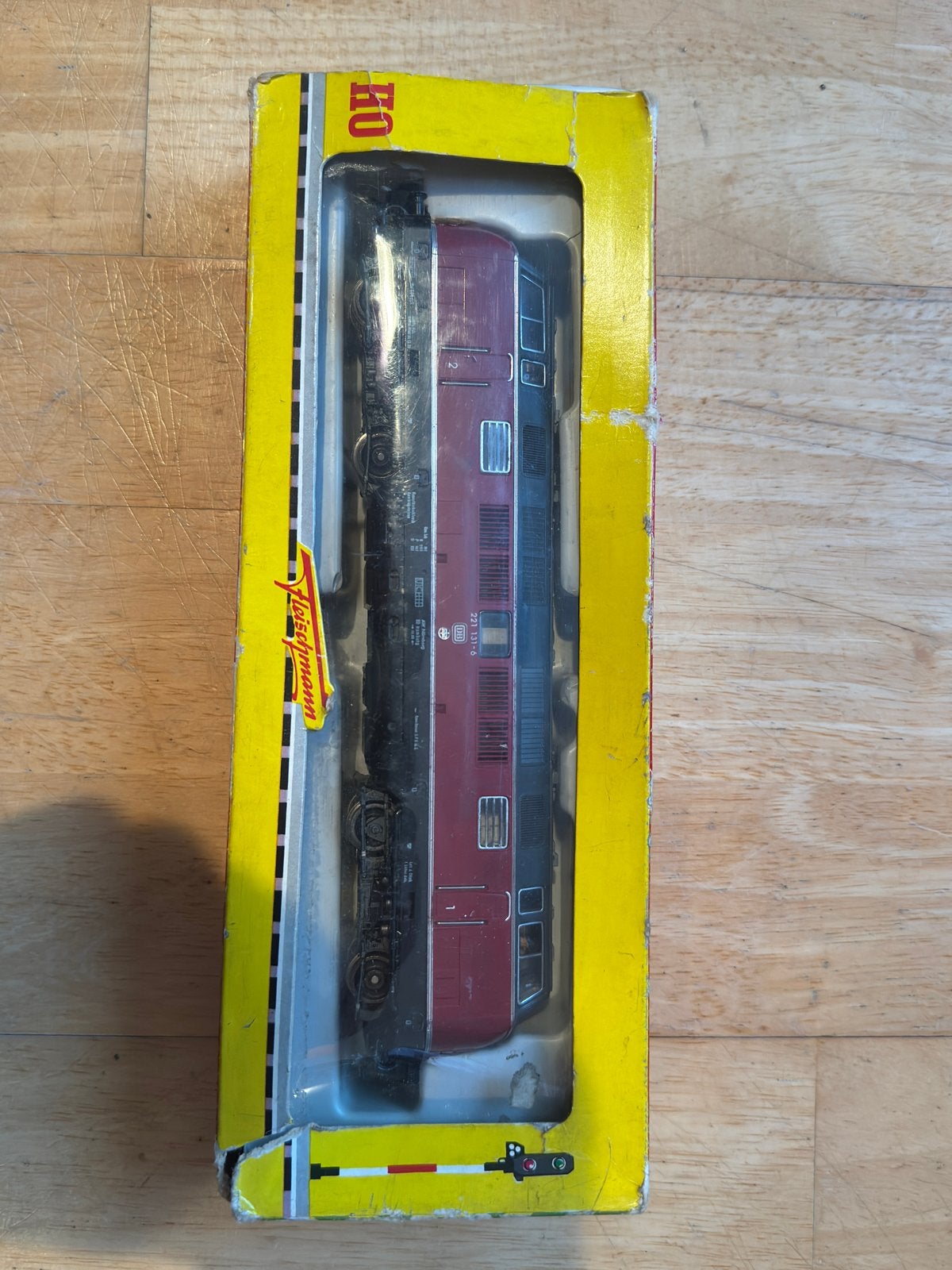Fleischmann 4234 h0 v221 analoog | 1/87 modelspoor h0, Hobby en Vrije tijd, Gebruikt, Fleischmann, Ophalen of Verzenden, Analoog