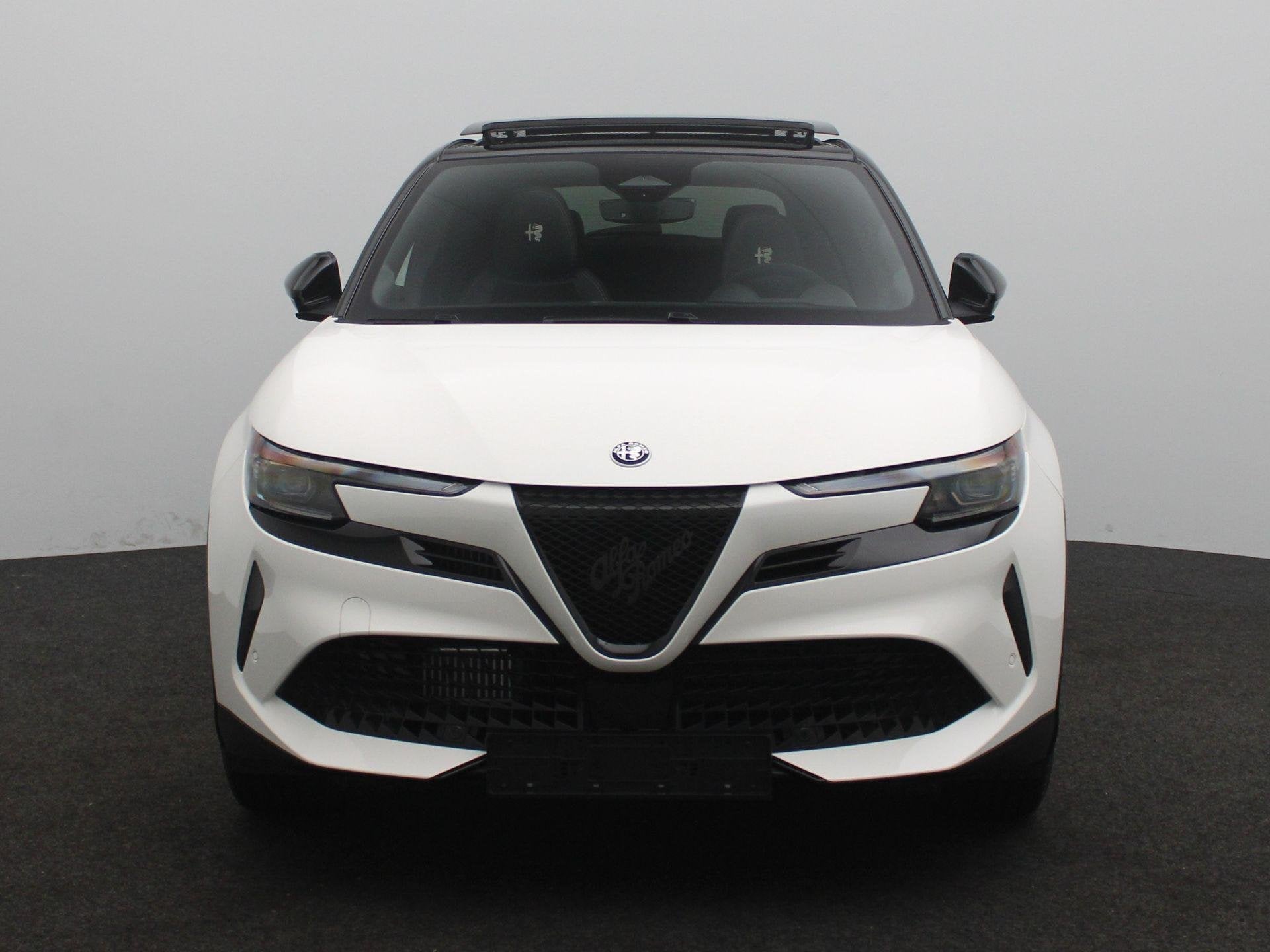 Alfa Romeo Junior 1.2 Turbo Hybrid Ibrida Sport Speciale | A, Auto's, Alfa Romeo, 145 pk, 1280 kg, Euro 6, 1199 cc