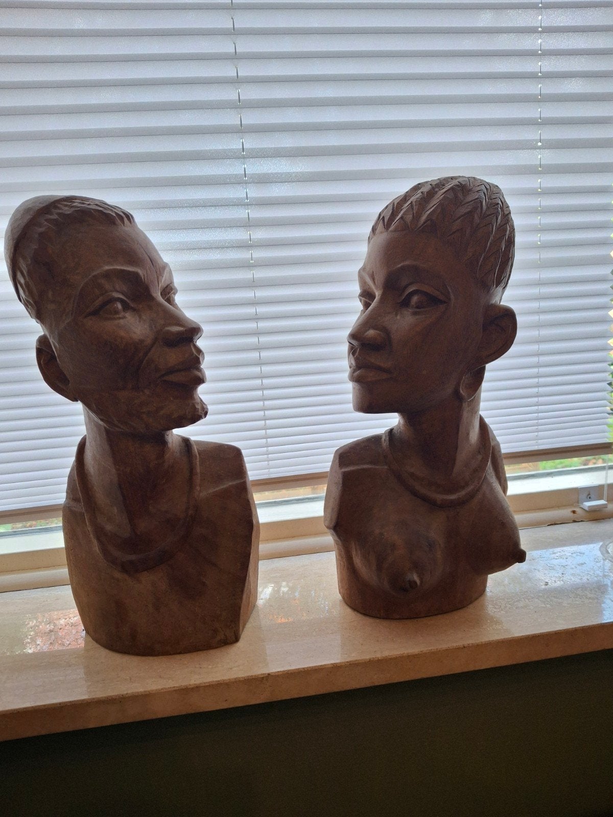 Houten bustes Afrikaanse stijl - Man en Vrouw, Buste, Ophalen of Verzenden, Handgemaakt, 20 - 50 cm