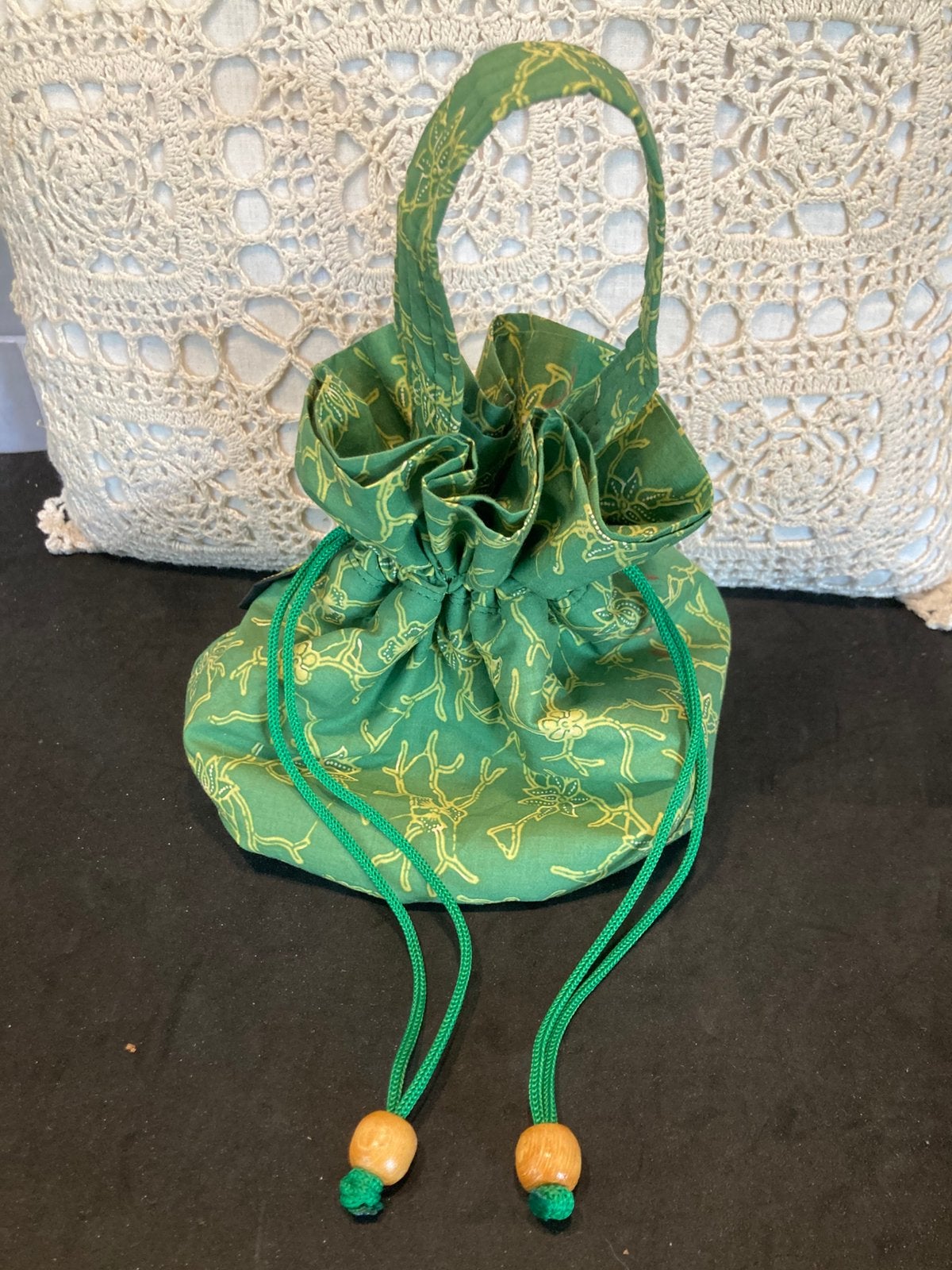 Buideltasje van Batik Keris (150926), Sieraden, Tassen en Uiterlijk, Ophalen of Verzenden, Zo goed als nieuw, Groen, Overige typen