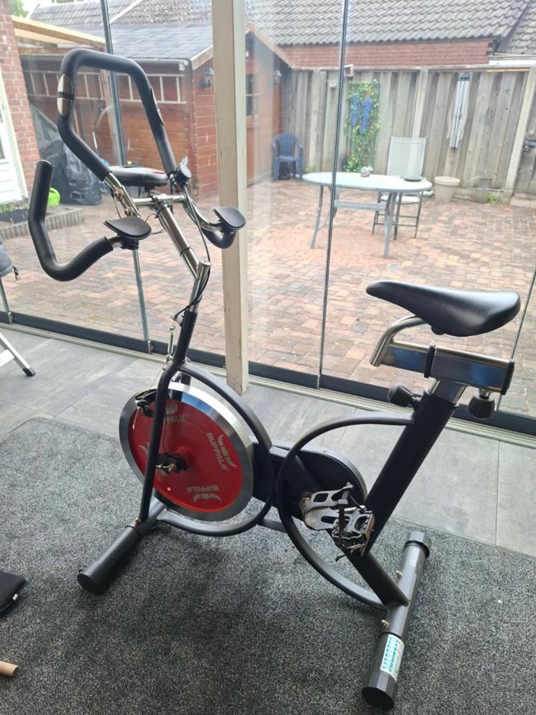 Hometrainer / Spinningfiets - Buffalo, Sport en Fitness, Fitnessapparatuur, Ophalen of Verzenden