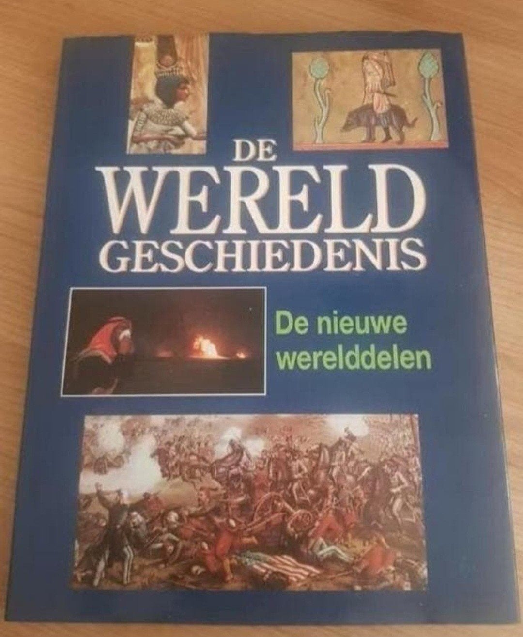 Boek de wereldgeschiedenis, Ophalen of Verzenden, Zo goed als nieuw