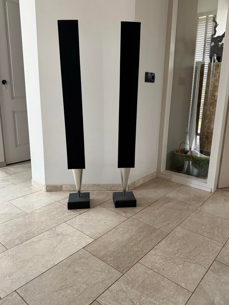 BeoLab 8000 speakers inclusief TV, Audio, Tv en Foto, Televisies, Ophalen, Zo goed als nieuw