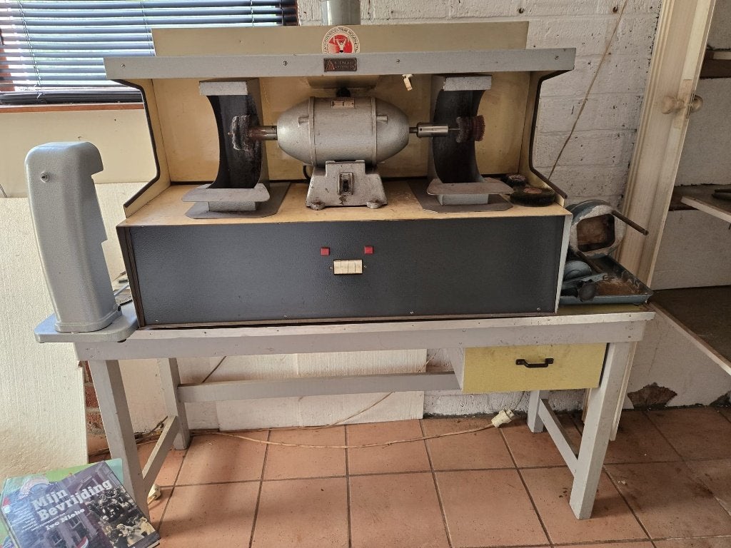 Vigor Polijstmachine, Ophalen, Gebruikt