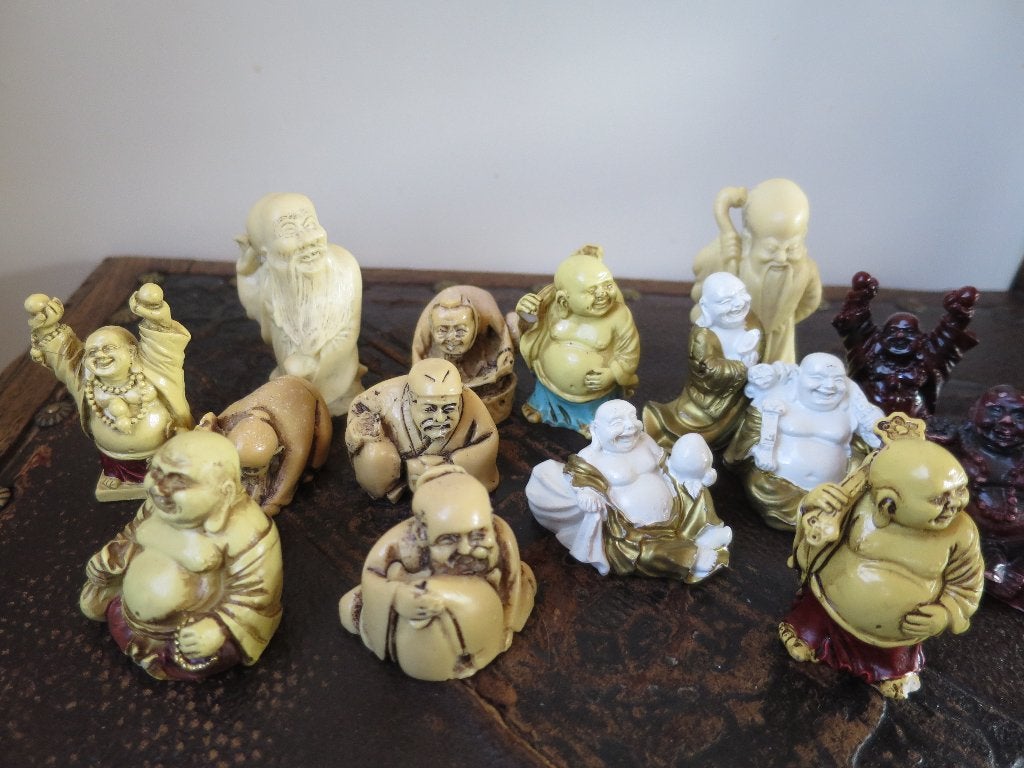 15 mooie boeddha beeldjes uit massief kunststof circa 5 cm, Ophalen of Verzenden