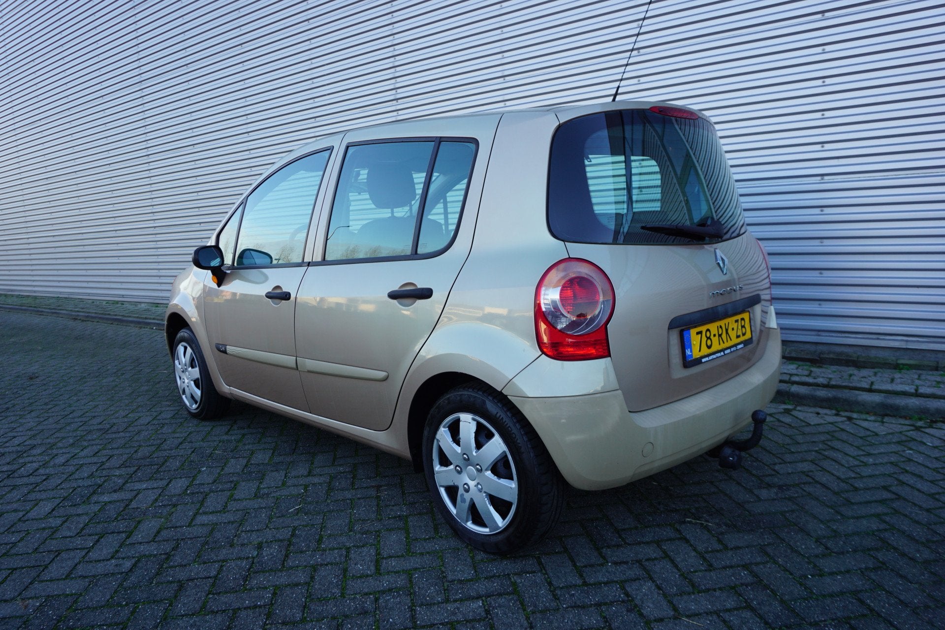 Renault Modus 1.2-16V Campus Elektr. ramen / Trekhaak / NAP, Auto's, Voorwielaandrijving, Stof, Gebruikt, 4 cilinders
