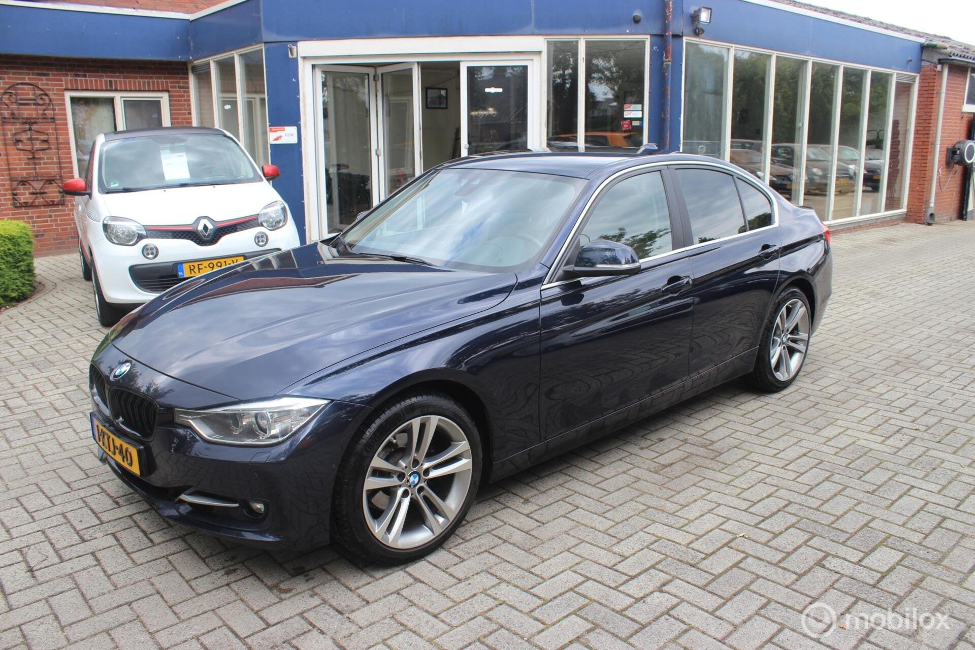 BMW 3-serie 316i High Executive, Auto's, Automaat, Gebruikt, 4 cilinders, Blauw