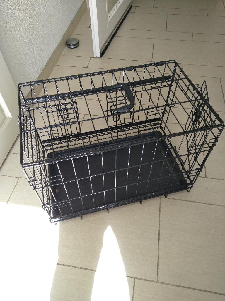 Honden Bench kleine hond €10,-, Dieren en Toebehoren, Hondenbenches, Ophalen, Gebruikt