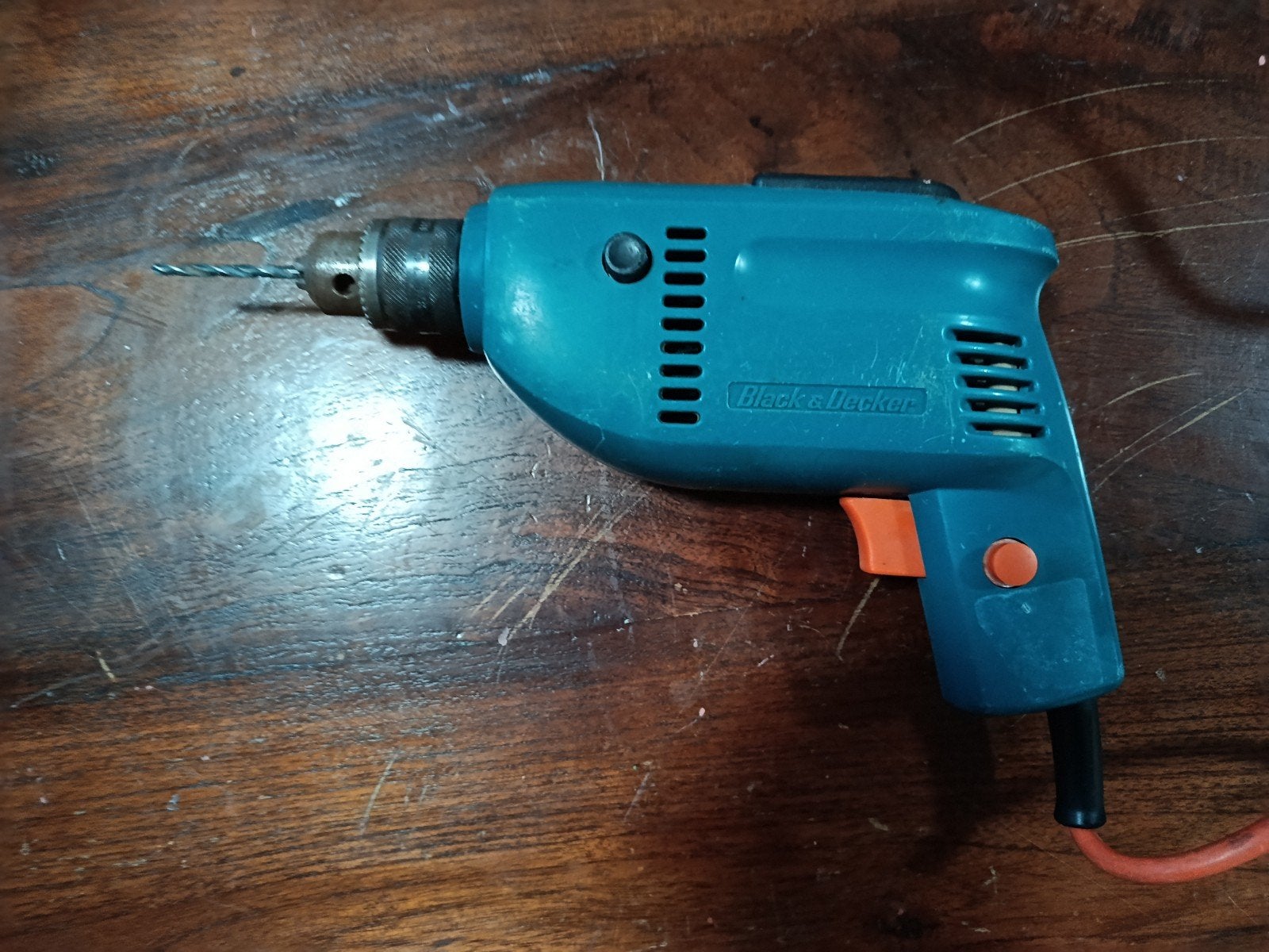 Black & Decker Boormachine - Gebruikt maar functioneel, Ophalen of Verzenden, Gebruikt, Minder dan 400 watt, Boormachine