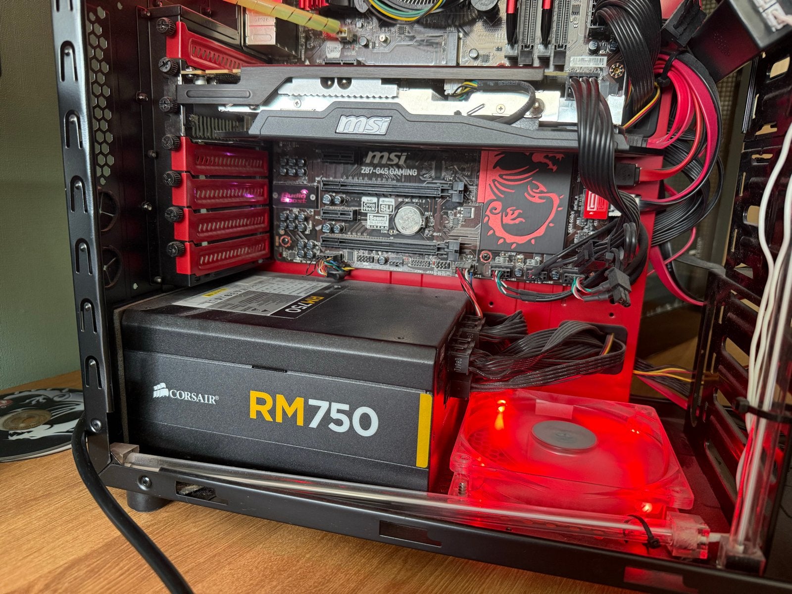 Corsair RM750 voeding - Zo goed als nieuw, Ophalen of Verzenden, Zo goed als nieuw
