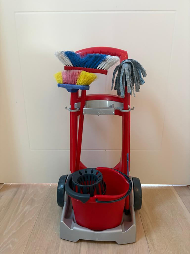 Speelgoed schoonmaakset met kar, emmer, bezems en dweil, Ophalen, Gebruikt, Jongen of Meisje