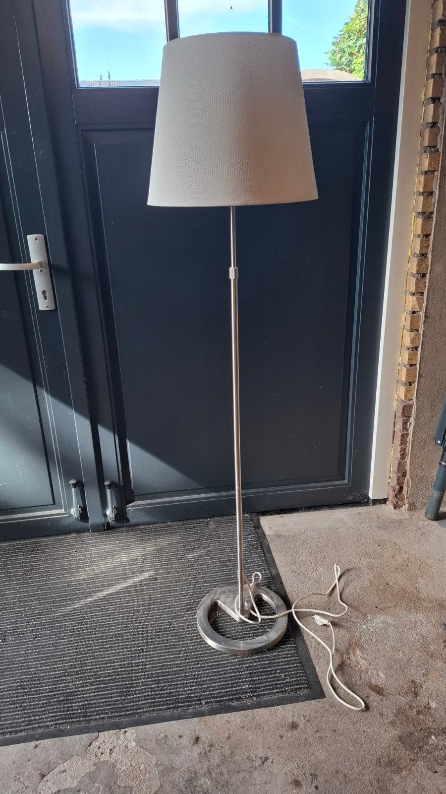 IKEA Staande Lamp - Modern Design, Huis en Inrichting, Ophalen, Gebruikt, 100 tot 150 cm, Metaal