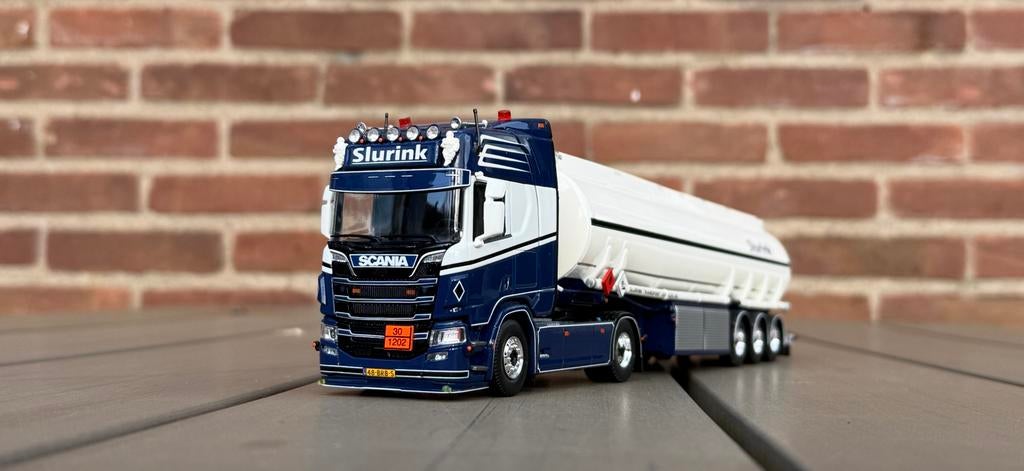 Scania NGR met Tankoplegger van Slurink uit Hendrik, Ophalen of Verzenden, Zo goed als nieuw, Bus of Vrachtwagen, Tekno