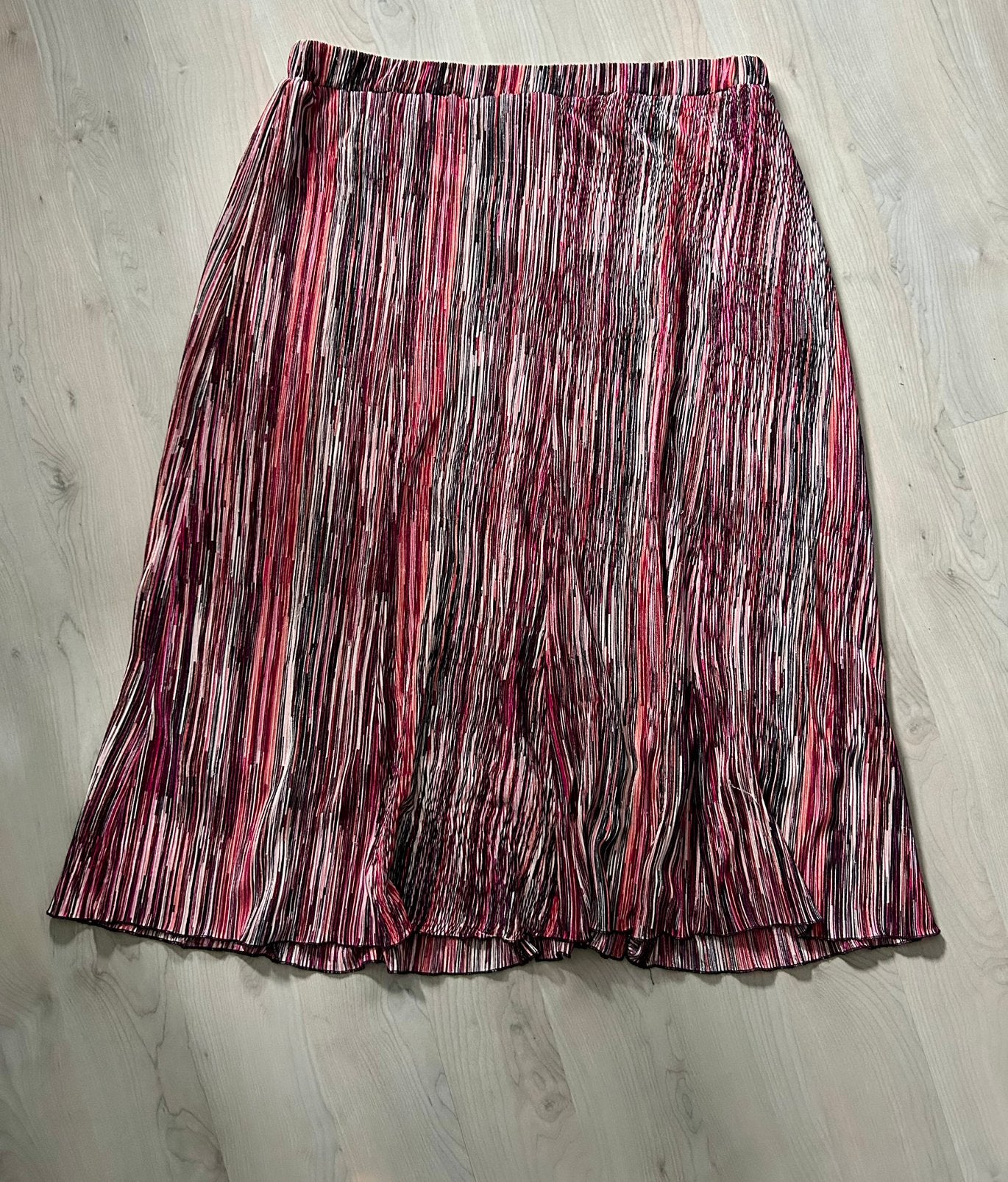 Leuke Rok maat 46., Kleding | Dames, Rokken, Ophalen of Verzenden, Zo goed als nieuw, Maat 46/48 (XL) of groter, Onder de knie