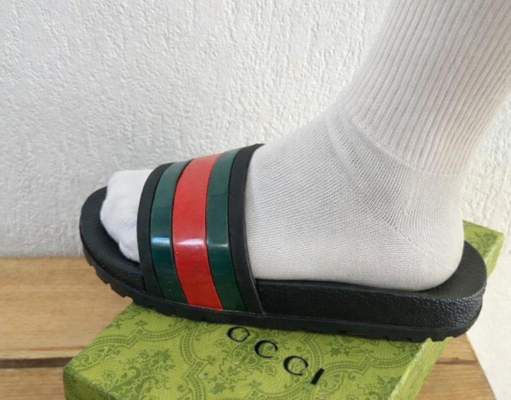 Slippers gucci 41, Kleding | Heren, Ophalen of Verzenden, Nieuw, Zwart