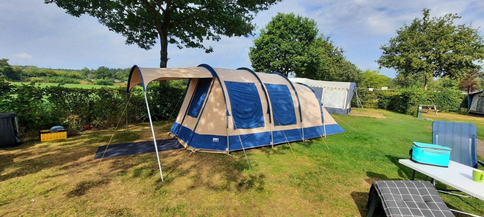 Ruime tunneltent De Vrijbuiter, 4-persoons, Caravans en Kamperen, Tenten, Ophalen, Gebruikt, Tot en met 4