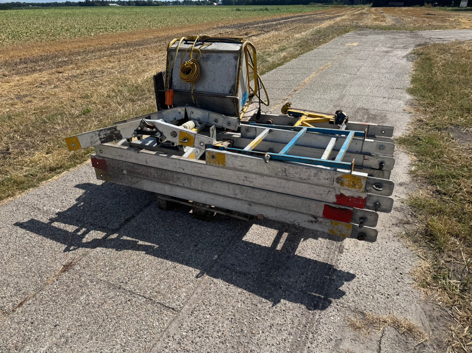 Dakpannenlift pannenlift solarlift ladderlift 13 bouwlift, Ophalen