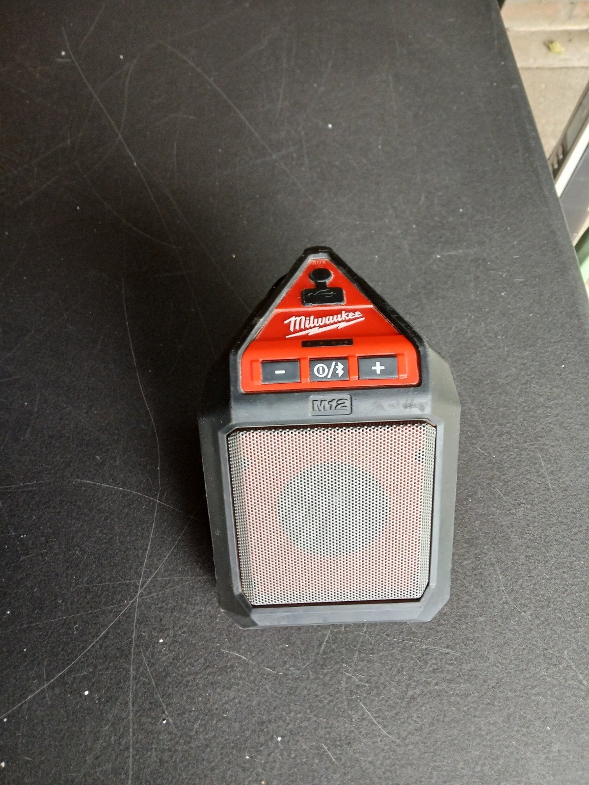 Milwaukee M12 JSSPP Bluetooth Speaker - Compact en Krachtig, Overige merken, Gebruikt, Ophalen of Verzenden, Draagbare speaker