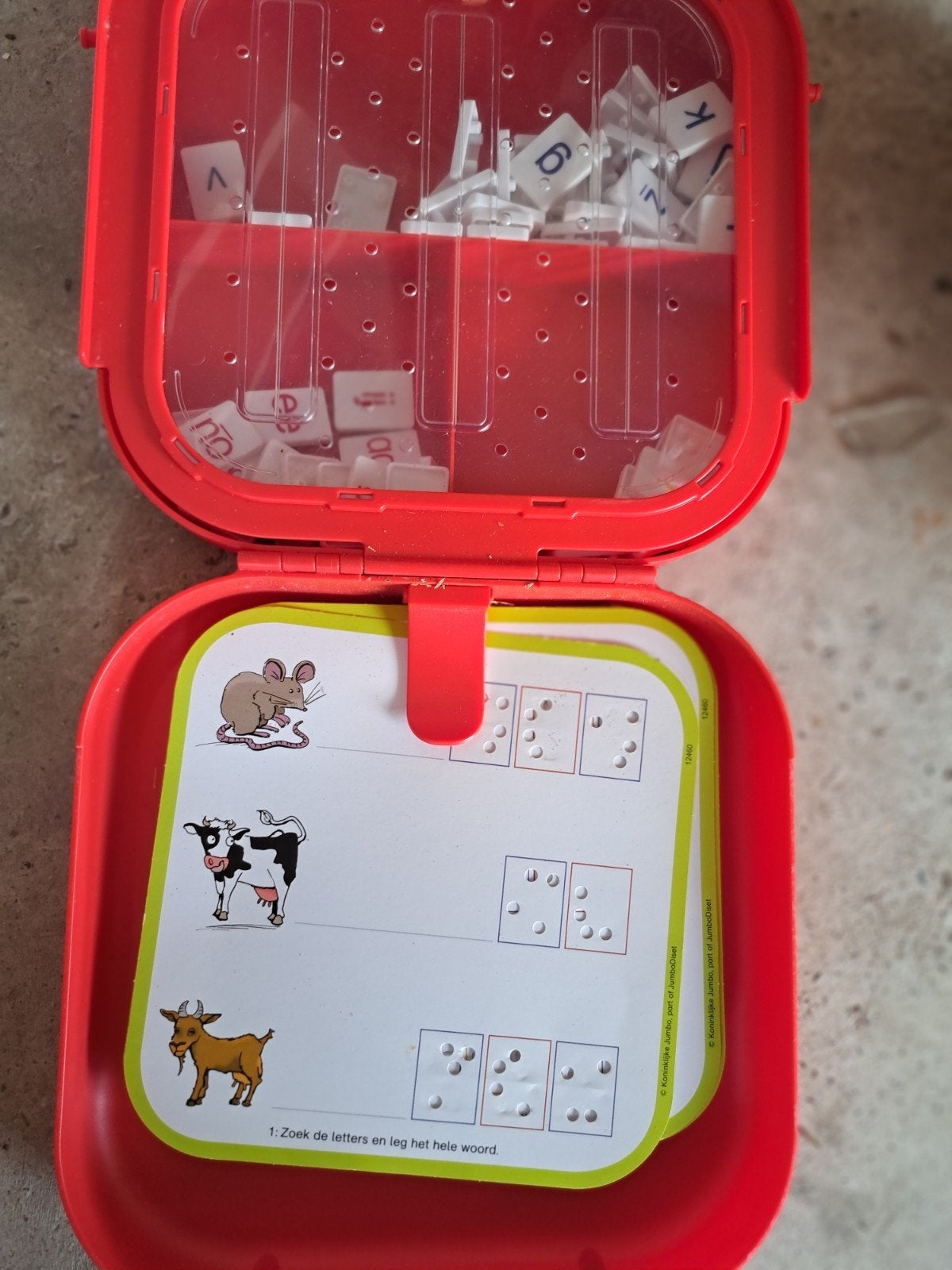 Educatief spel: Letters en woorden leren (Braille), Ophalen of Verzenden, Zo goed als nieuw, Taal en Lezen