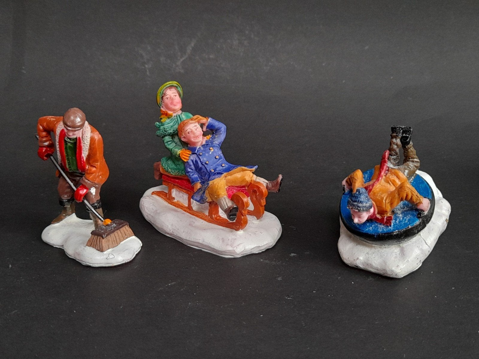 lemax kerst figuurtjes e23 kerstdorp kersthuisjes, Verzenden