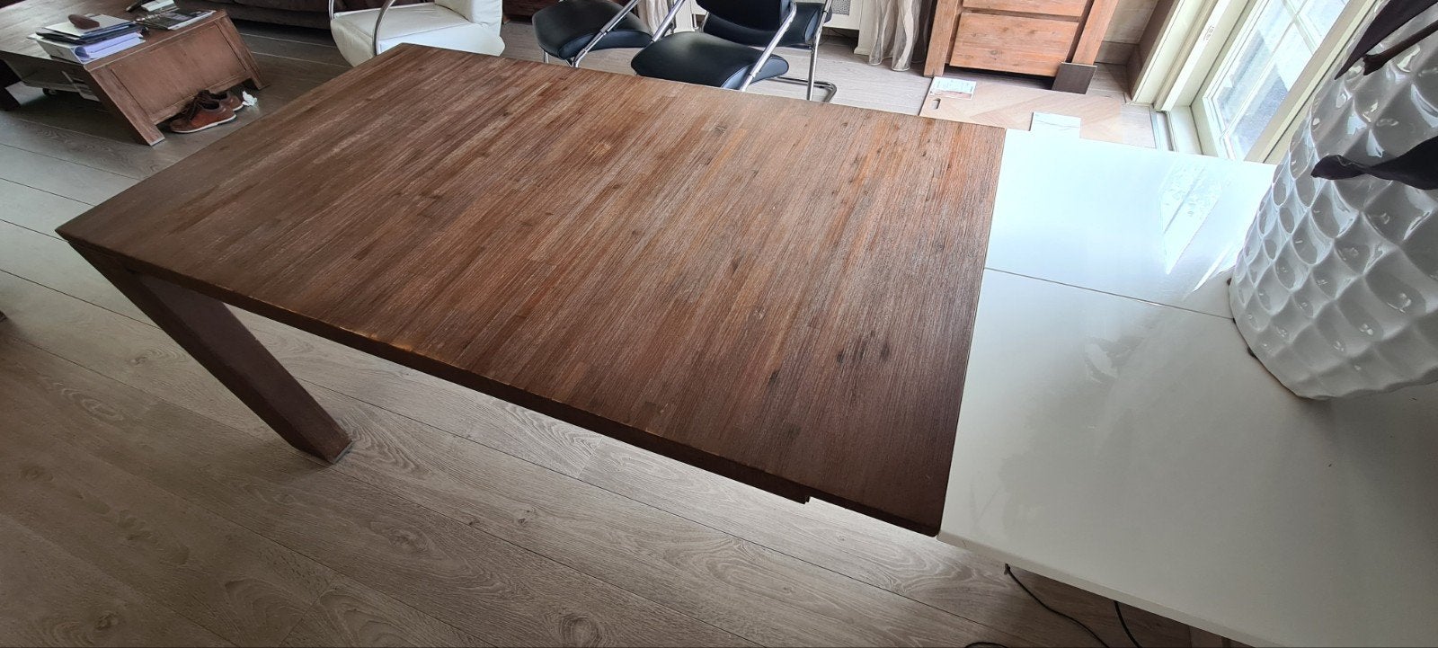 Foto 3 van uitschuifbare eettafel van Henders en Hazel