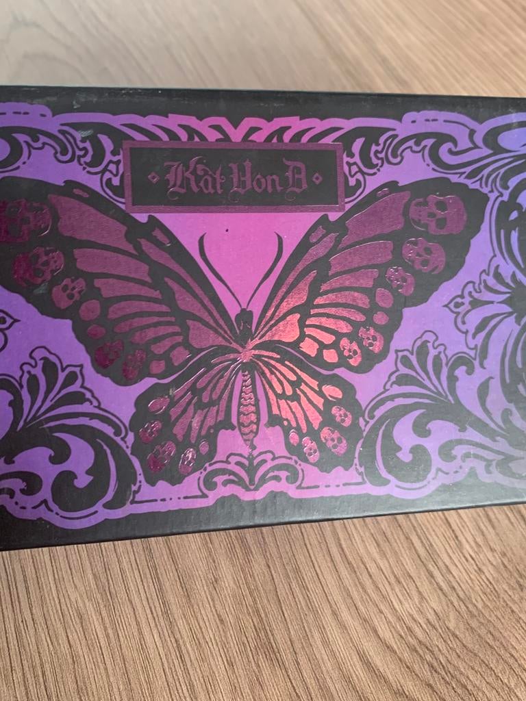 Kat von D Chrysalis Eyeshadow Palette, Ophalen of Verzenden, Zo goed als nieuw, Overige kleuren, Ogen