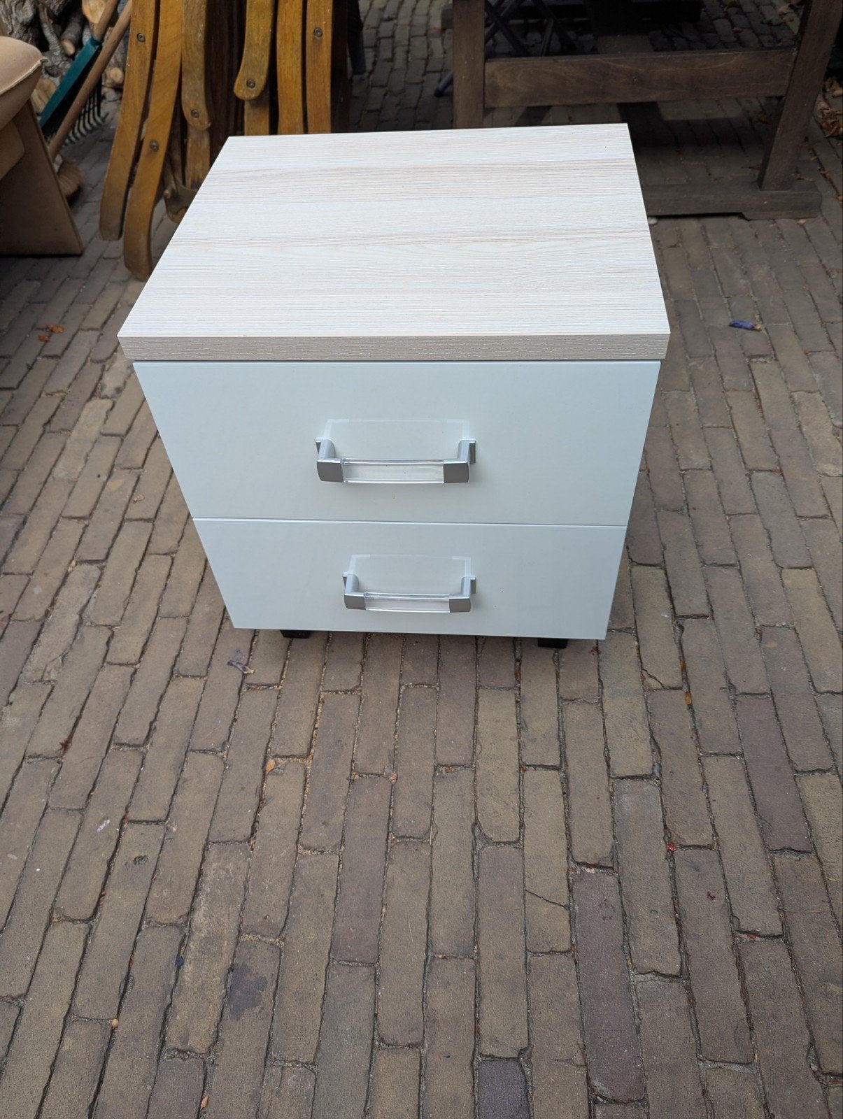 Nachtkasje solide, Huis en Inrichting, Kasten | Ladekasten, Ophalen, Minder dan 50 cm, Gebruikt, Minder dan 100 cm