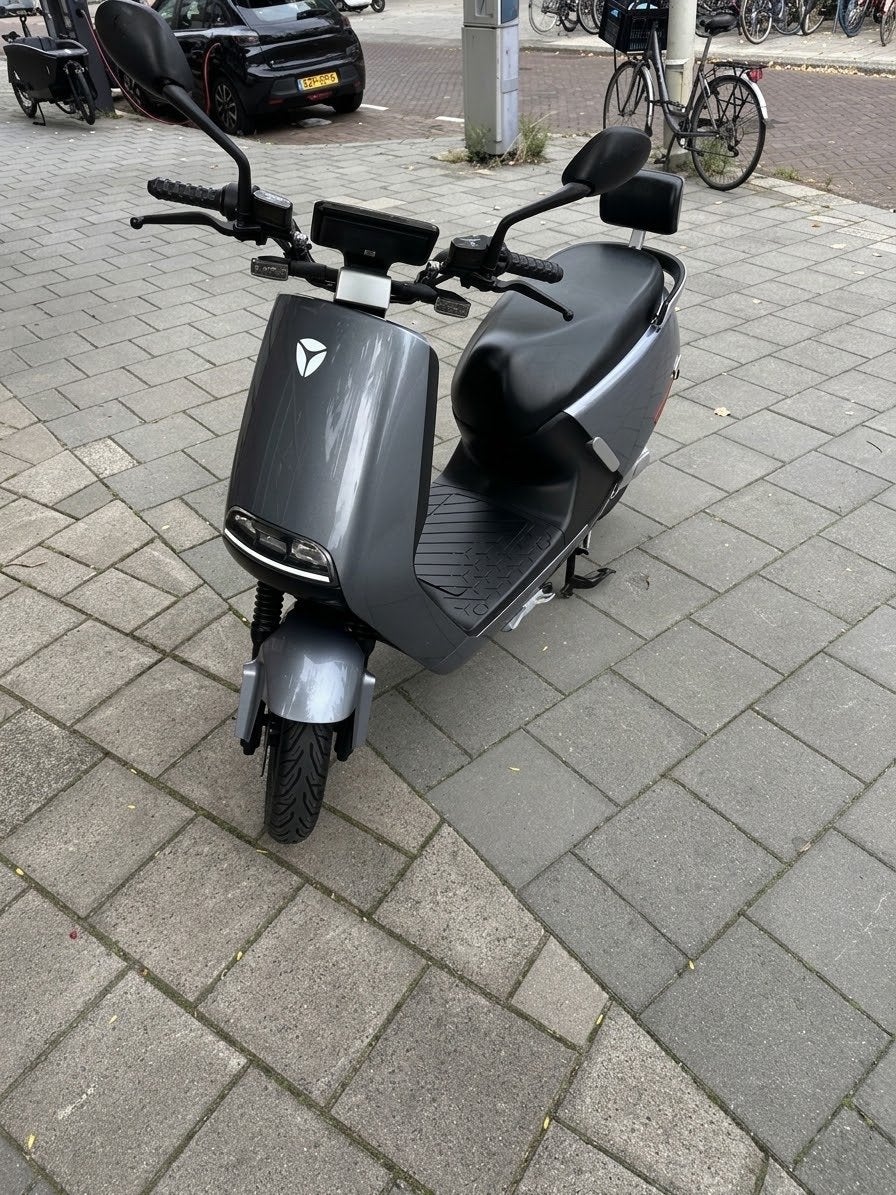 Yadea G5 45km elektrische scooter. 2025  3450km, Ophalen, Zo goed als nieuw, Overige typen, Overige merken