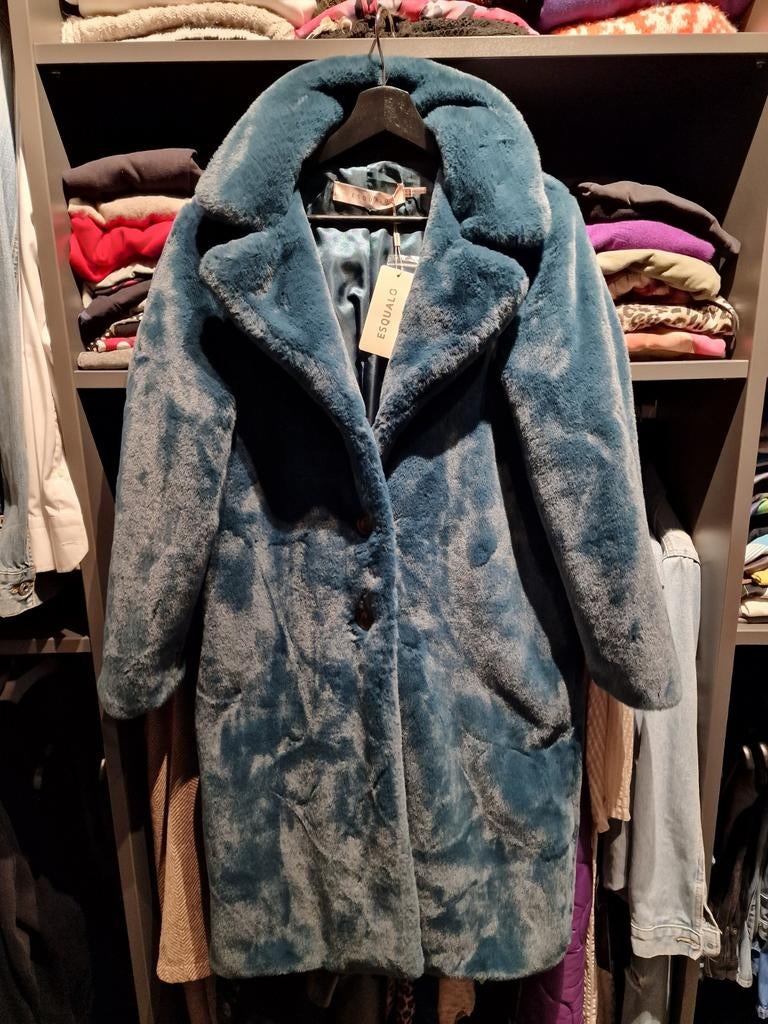Fluffy jas, Ophalen, Zo goed als nieuw, Maat 38/40 (M), Blauw