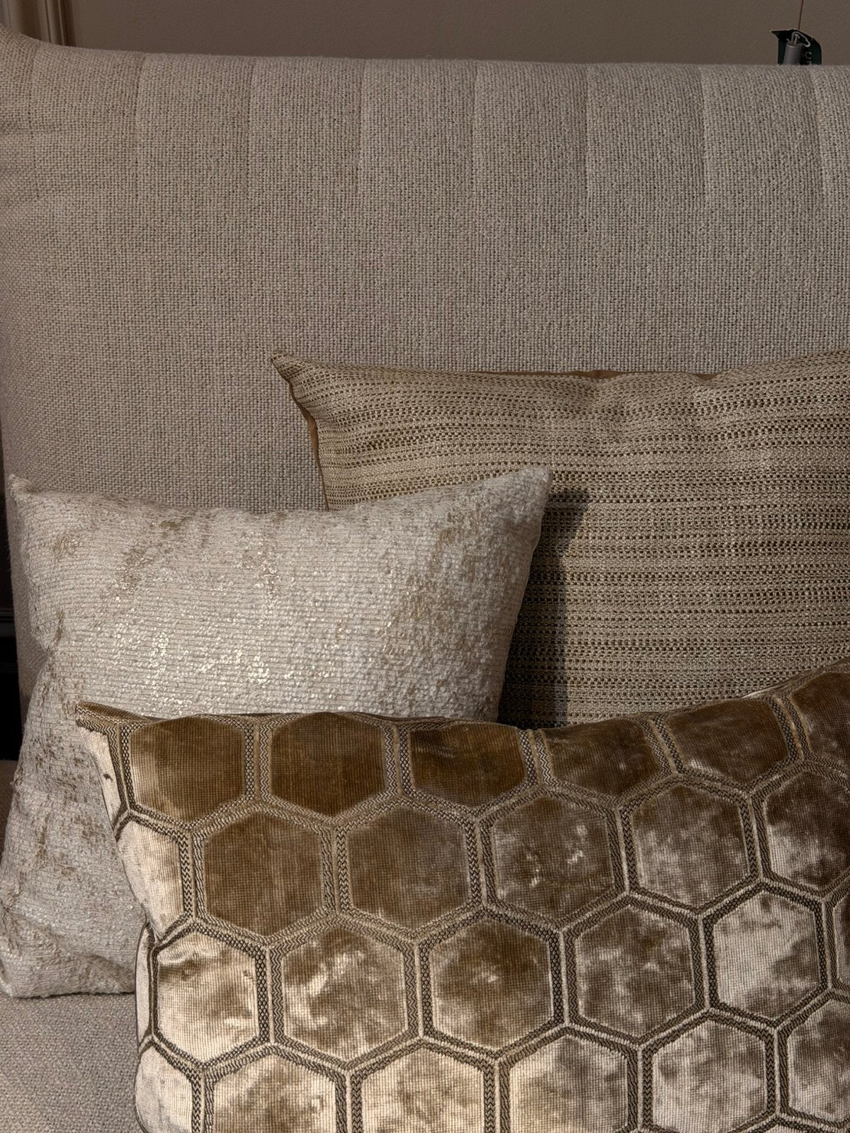 Nieuw Claudi kussens, Beige, Nieuw, Ophalen of Verzenden, Sierkussen
