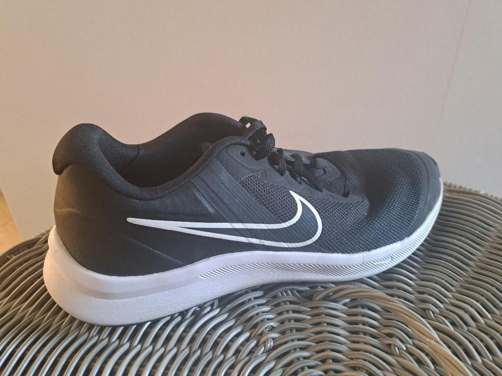 Zwart Nike star runner schoen, Zwart, Nike, Nieuw, Ophalen of Verzenden