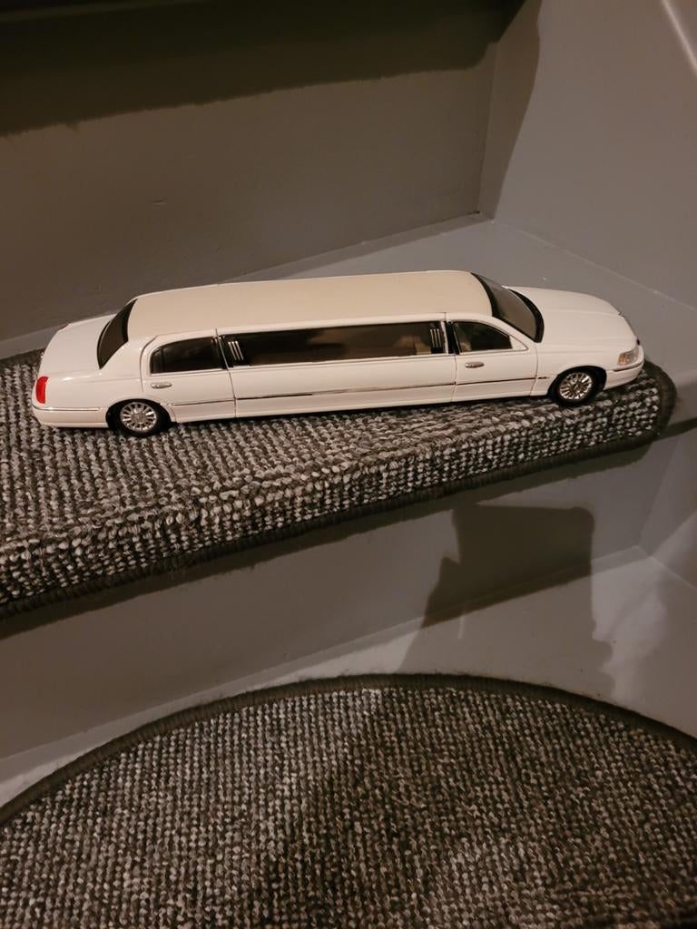 Lincoln, Ophalen, Auto