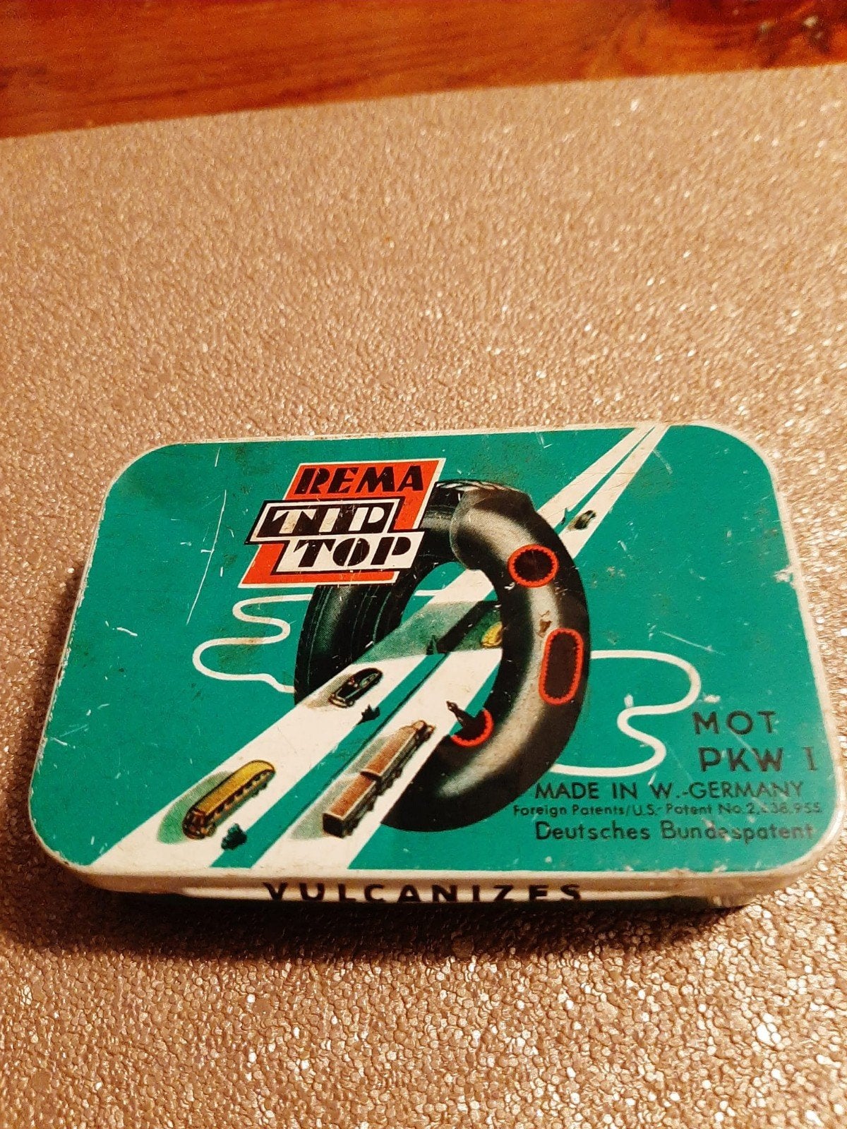 Vintage Rema Tip Top bandenplakset uit West-Duitsland, Ophalen of Verzenden, Gebruikt, Universele onderdelen